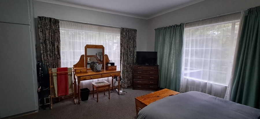 6 Bedroom Property for Sale in Panorama Free State